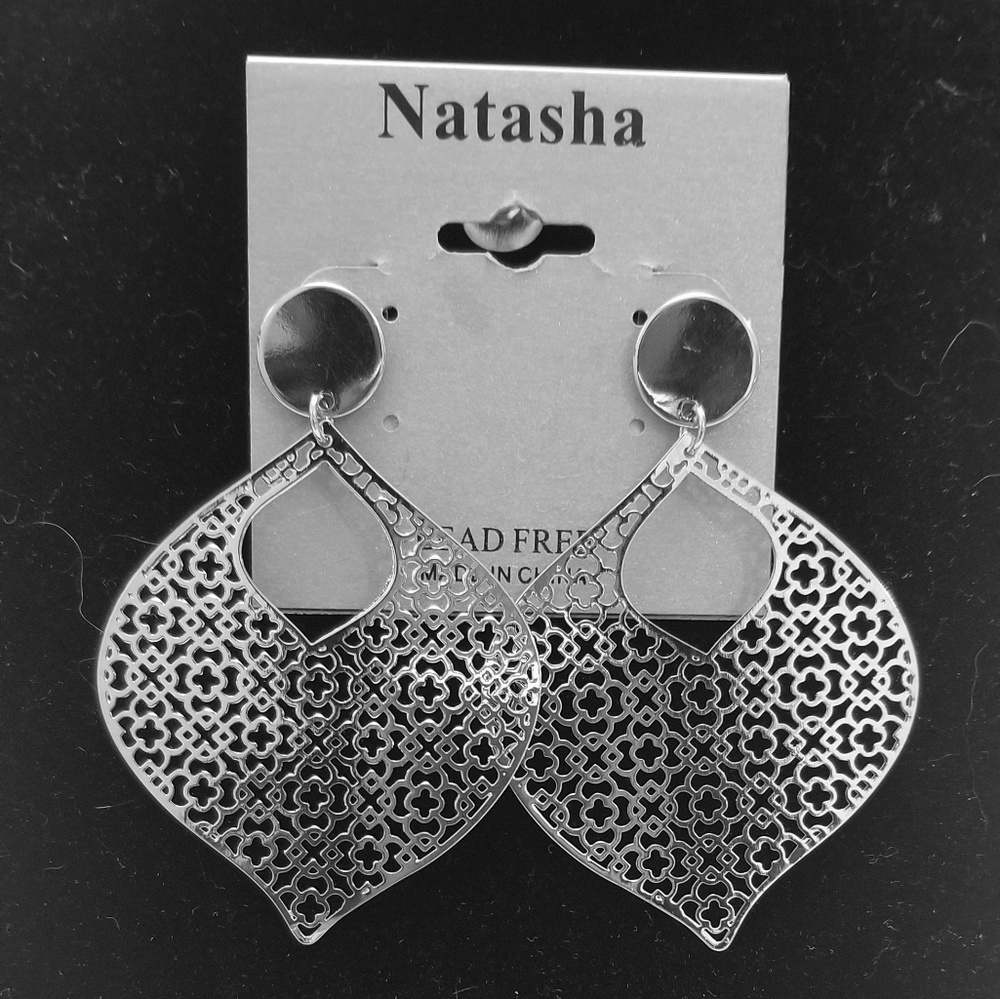 Silver dangle earrings.